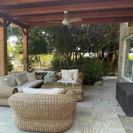 Homestay Piscina: Privado Con Sofá Cama *